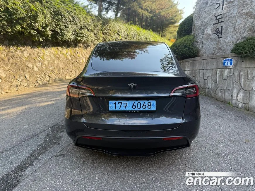 Tesla Model Y — фото 5