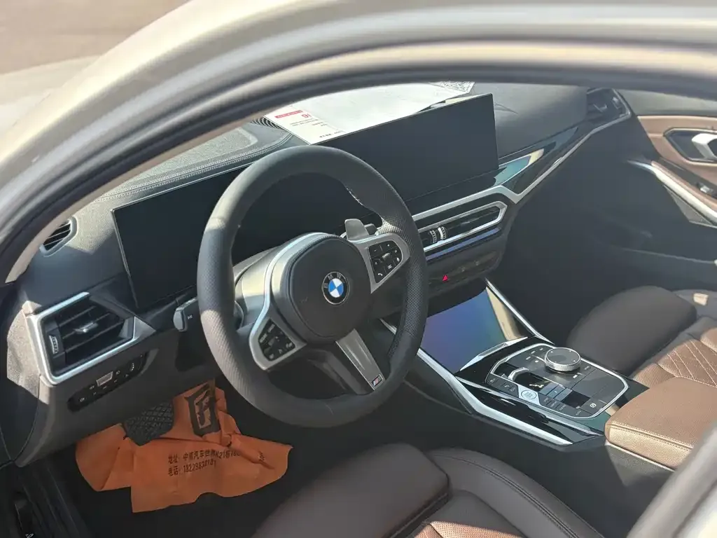 BMW 3 Series 2023 из CN, фото 6