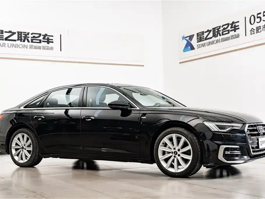 Audi A6L 2024 из CN, фото 2