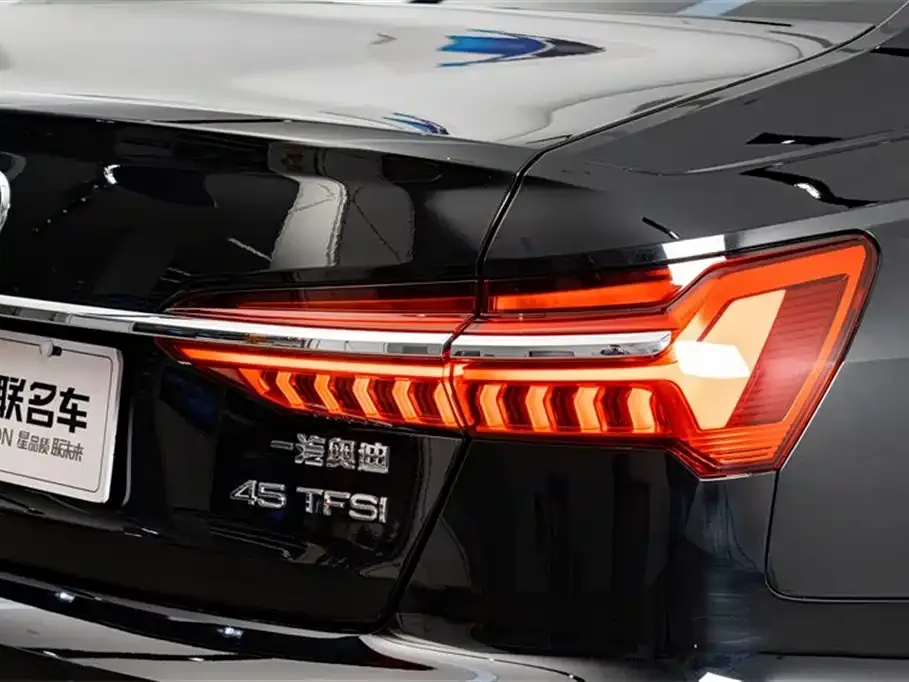 Audi A6L 2024 из CN, фото 5