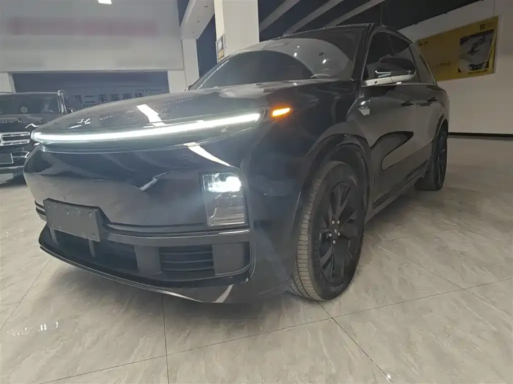 Li Auto L8 2023 из CN, фото 1