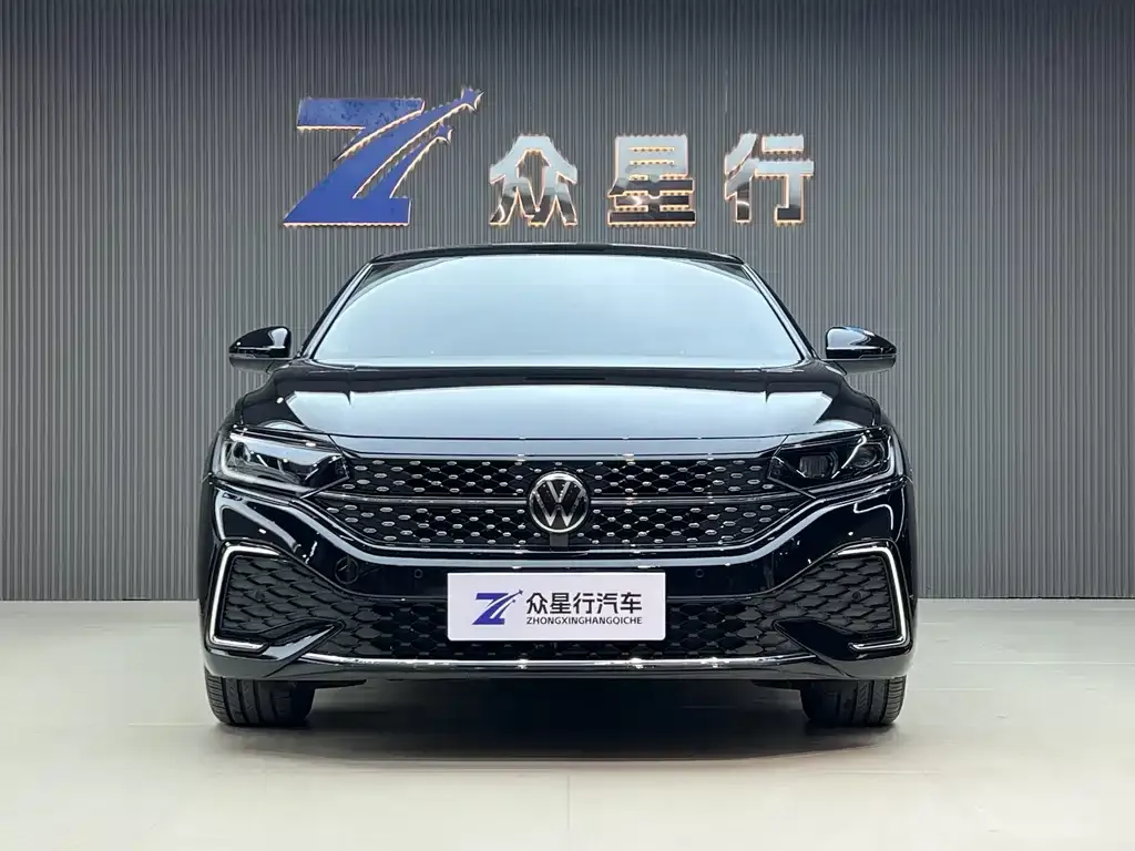 Volkswagen Passat 2023 из CN, фото 2