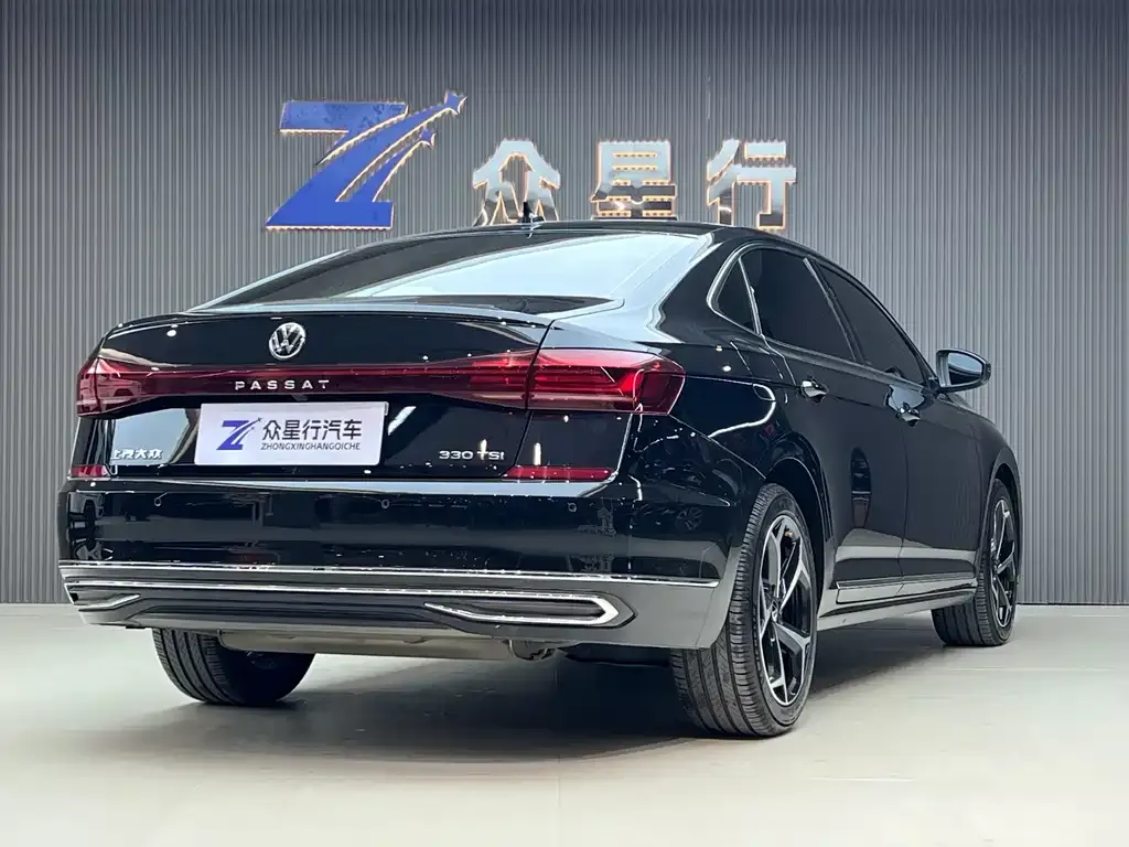 Volkswagen Passat 2023 из CN, фото 3