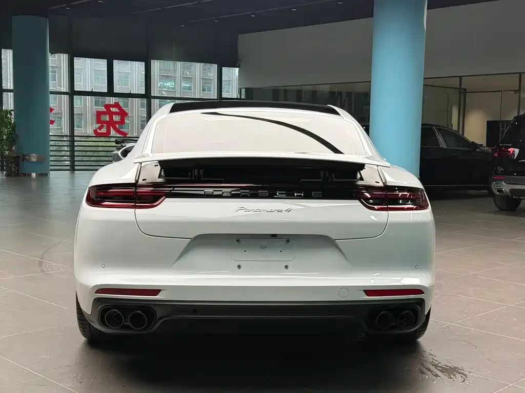 Porsche Panamera — фото 7