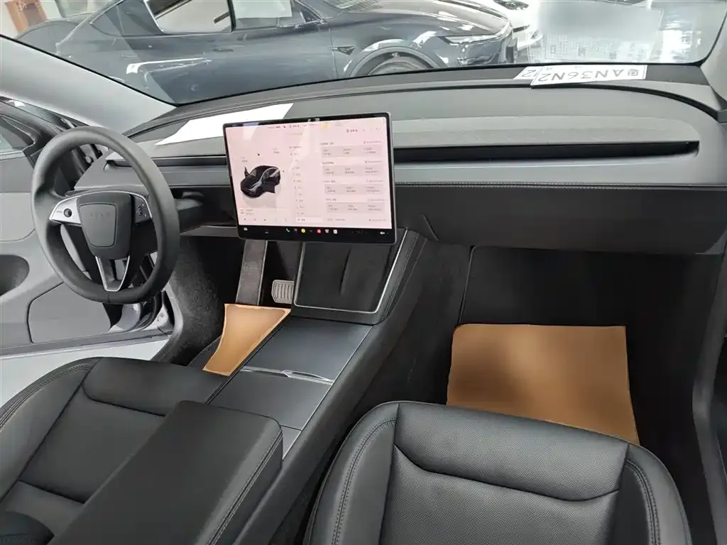Tesla Model Y 2025 из CN, фото 9