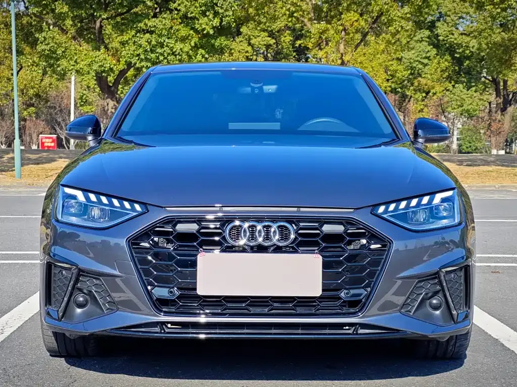 Audi A4L 2024 из CN, фото 6