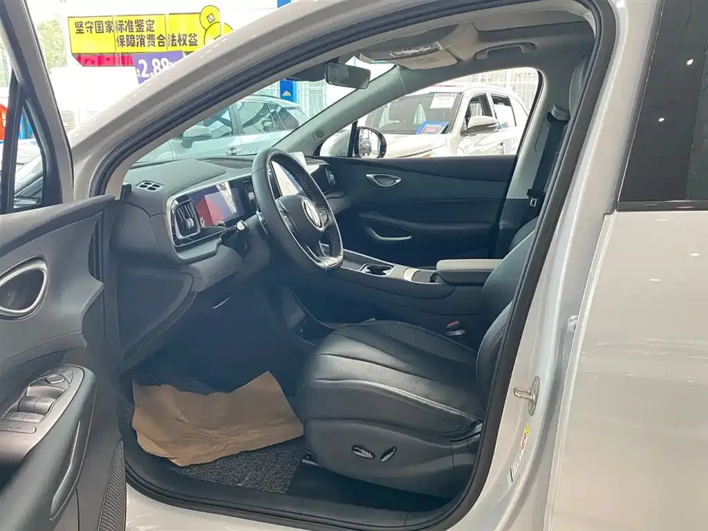 BYD Hiace 05 EV — фото 9