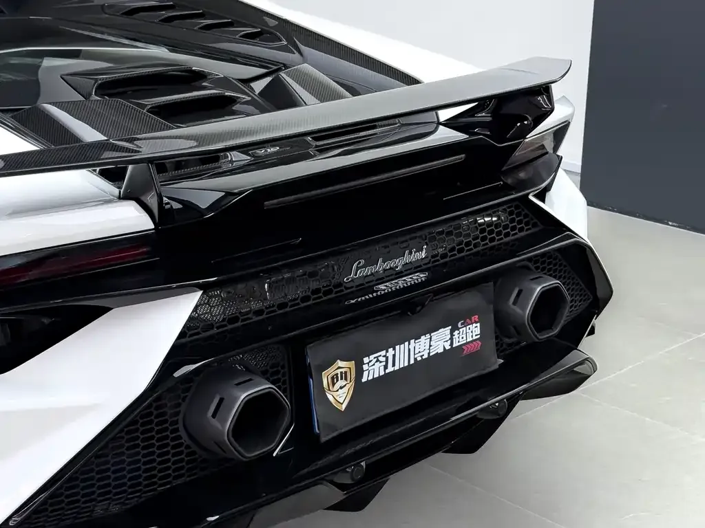 Lamborghini Huracan 2024 из CN, фото 9