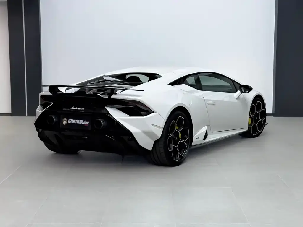 Lamborghini Huracan 2024 из CN, фото 5