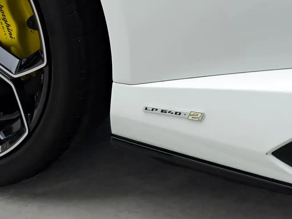 Lamborghini Huracan 2024 из CN, фото 8