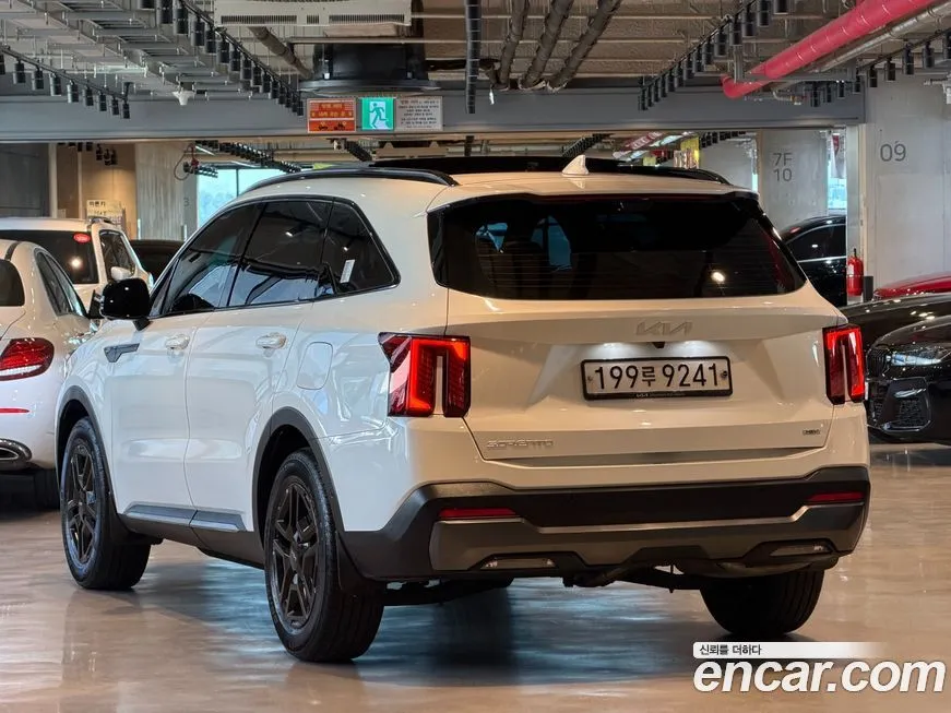 Kia Sorento — фото 5