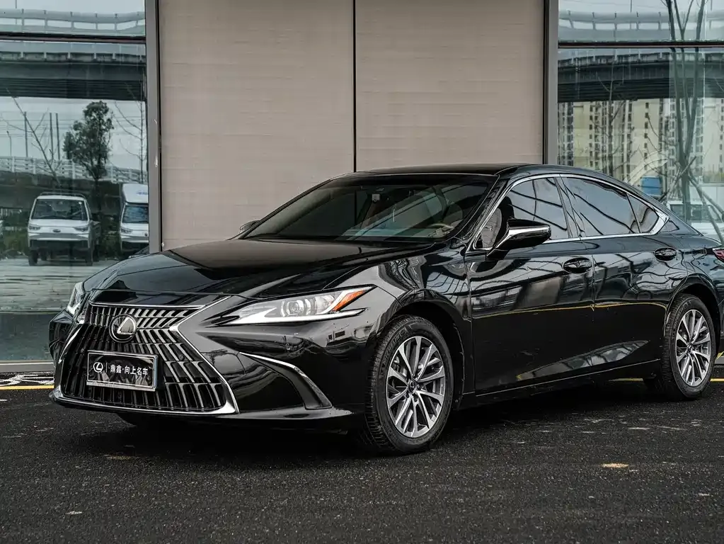 Lexus ES 2022 из CN, фото 1