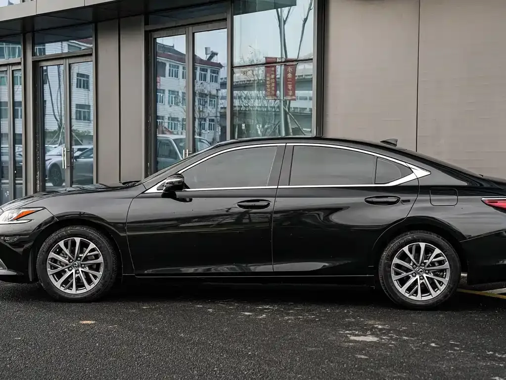 Lexus ES 2022 из CN, фото 4