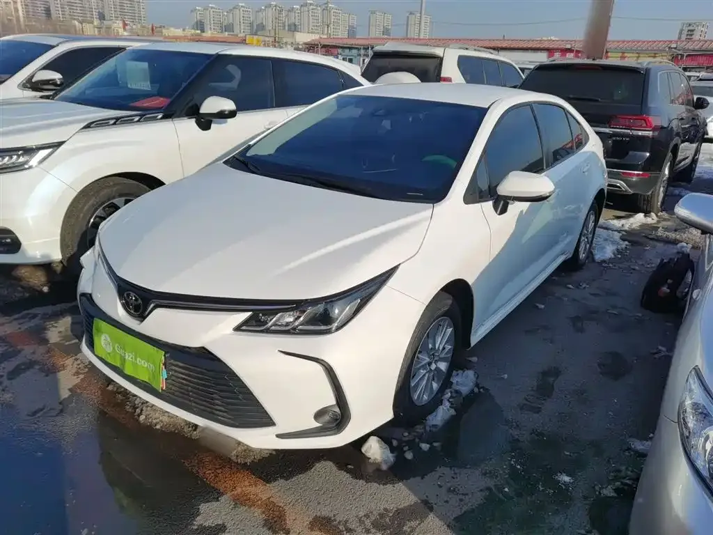 Toyota Corolla 2023 из CN, фото 2