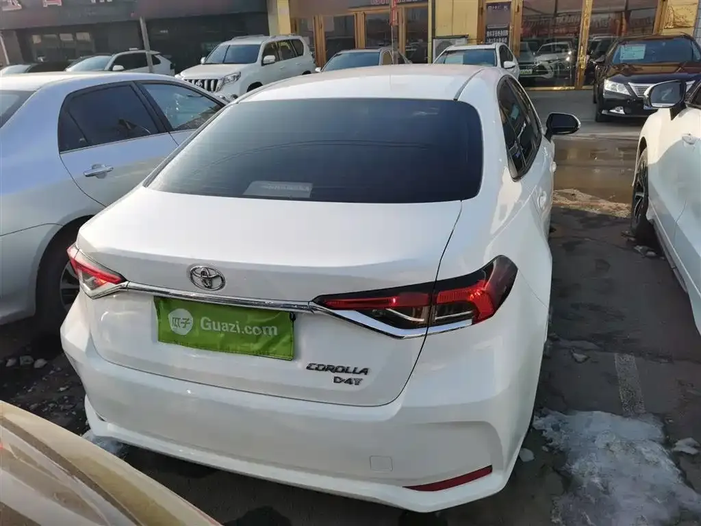 Toyota Corolla 2023 из CN, фото 3