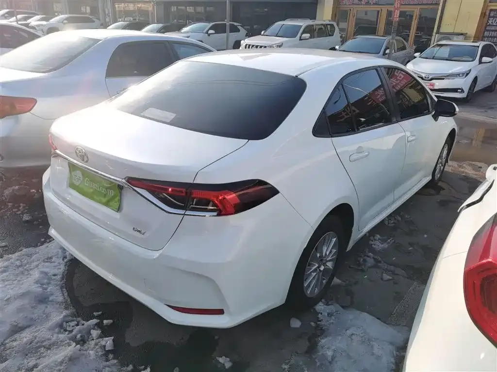 Toyota Corolla 2023 из CN, фото 4