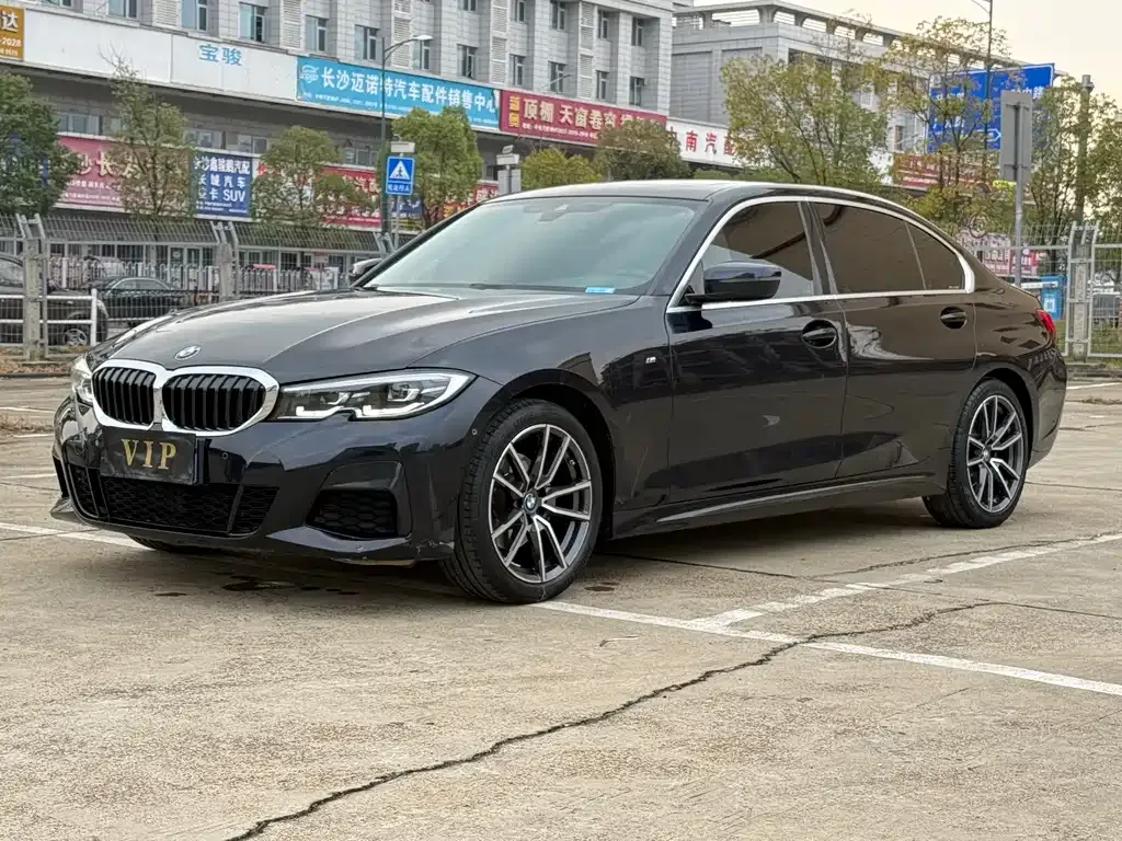 BMW 3 Series 2021 из CN, фото 1