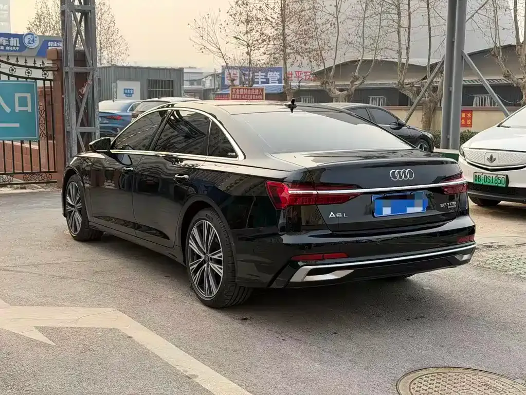 Audi A6L 2024 из CN, фото 6
