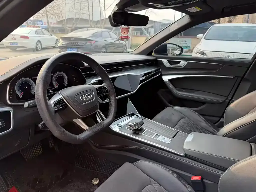 Audi A6L 2024 из CN, фото 4