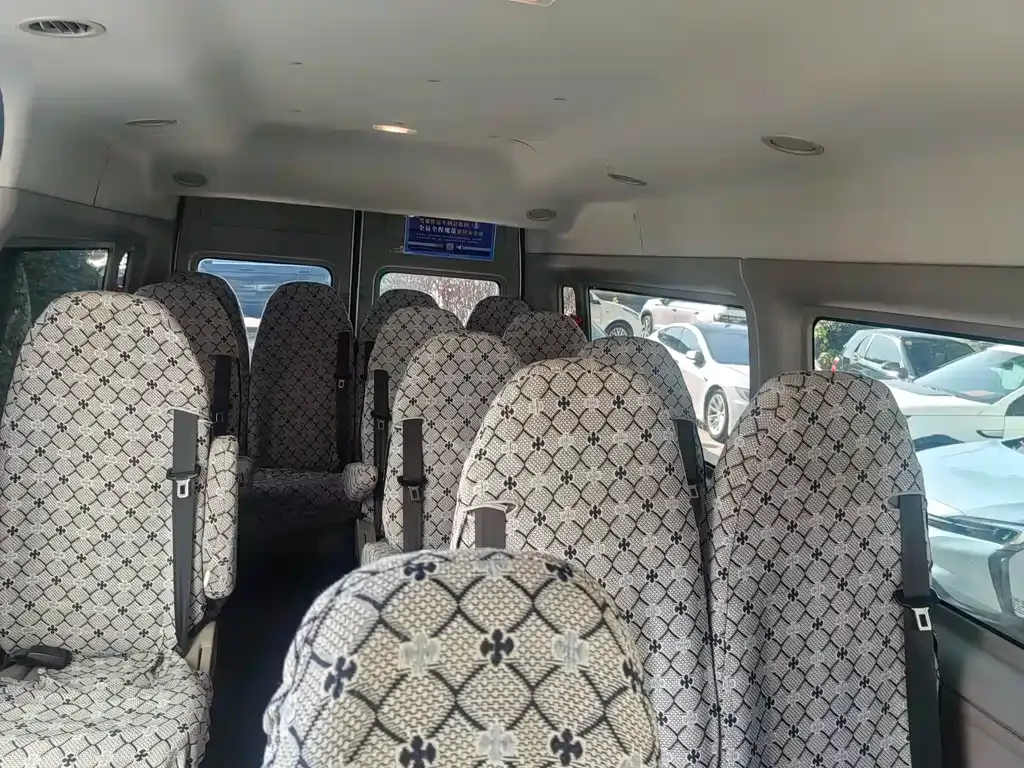 Ford Transit Custom 2022 из CN, фото 8
