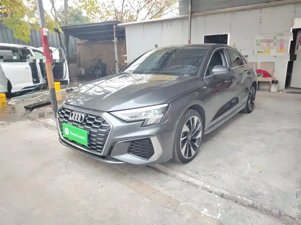 Audi A3 2023 из CN, фото 4