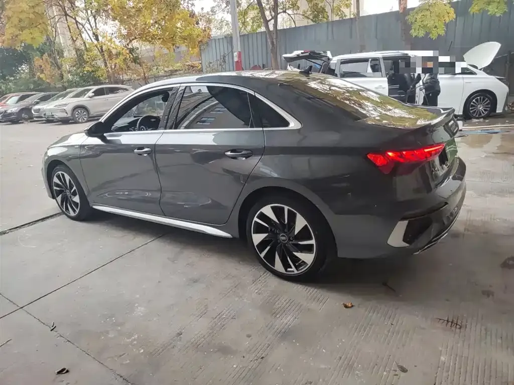 Audi A3 2023 из CN, фото 9