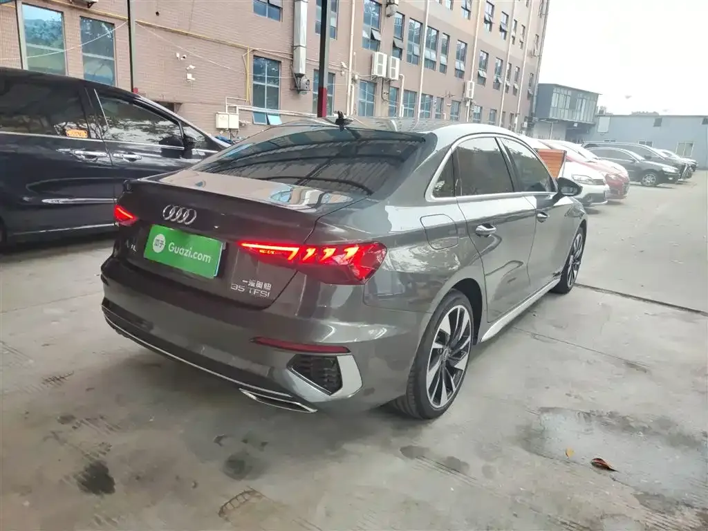 Audi A3 2023 из CN, фото 10