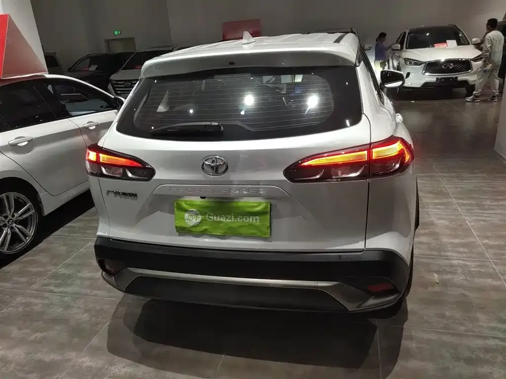 Toyota Frontlander 2022 из CN, фото 3
