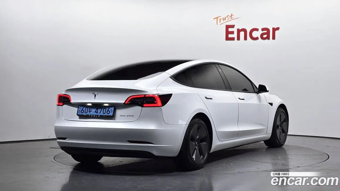 Tesla Model 3 2021 из KR, фото 5
