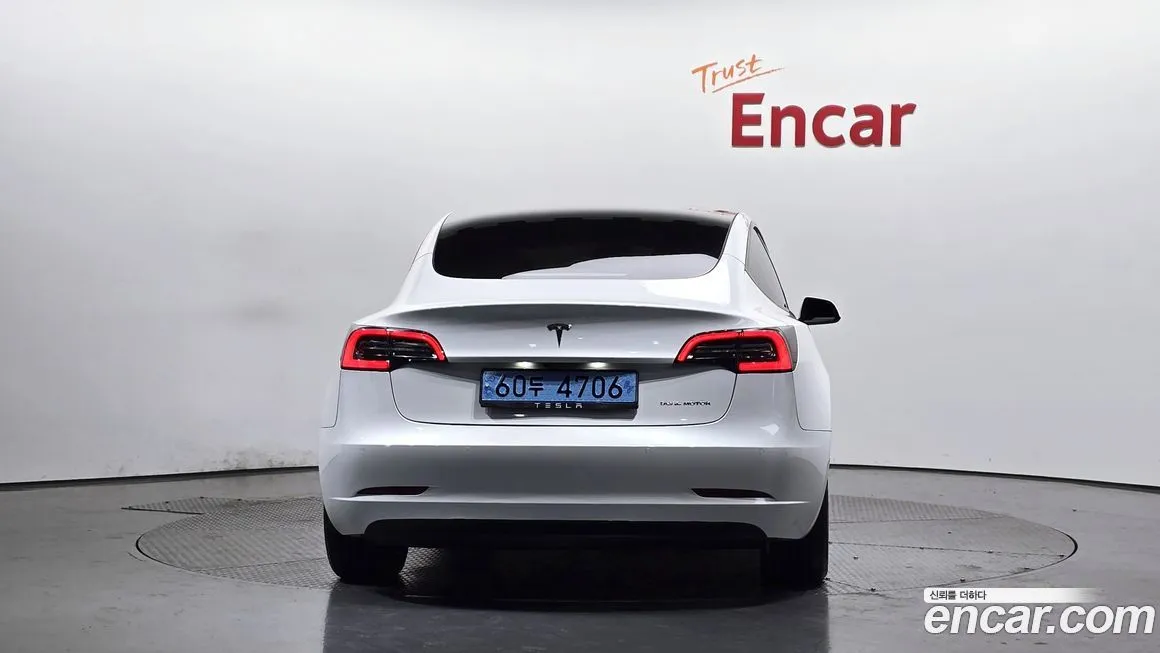 Tesla Model 3 2021 из KR, фото 3