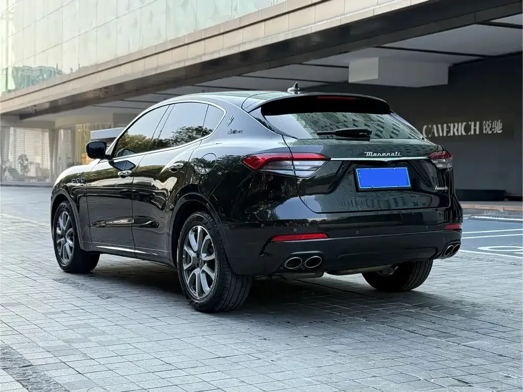 Maserati Levante — фото 3
