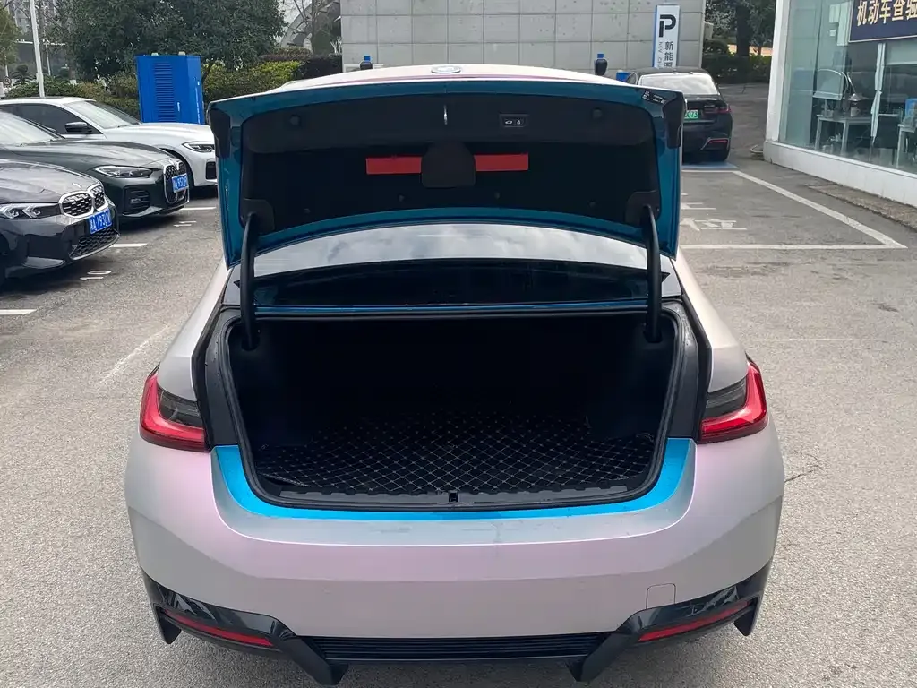 BMW i3 2024 из CN, фото 7