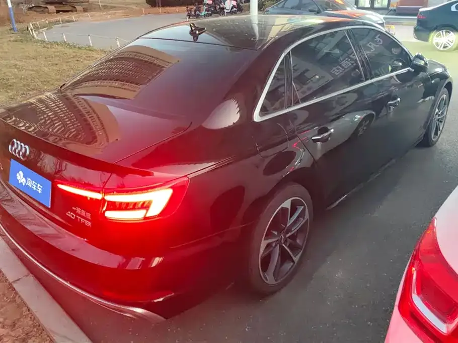 Audi A4L 2021 из CN, фото 3