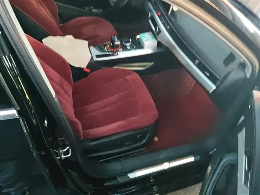 Audi A4L 2021 из CN, фото 8