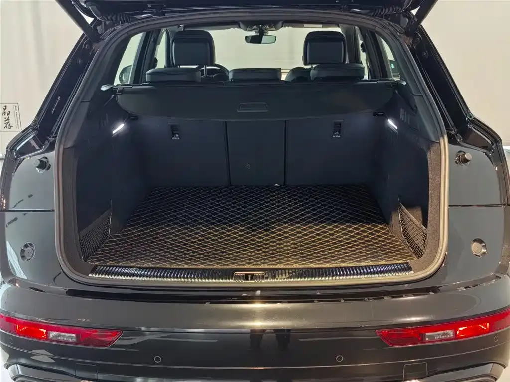 Audi Q5L 2025 из CN, фото 9
