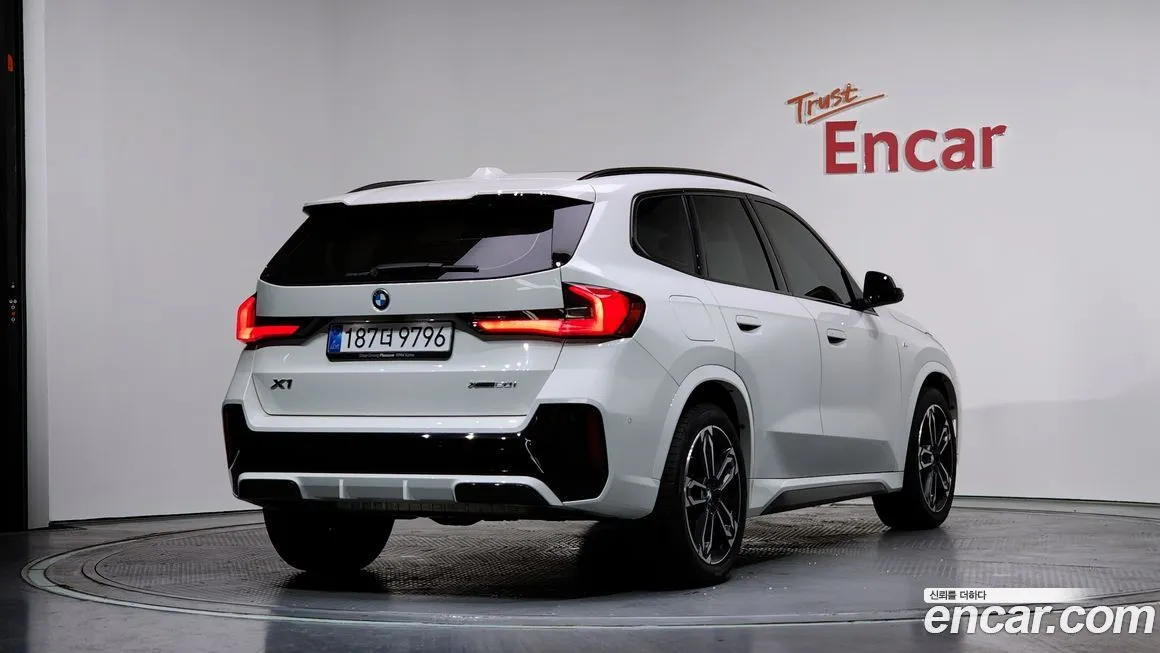 BMW X1 — фото 2