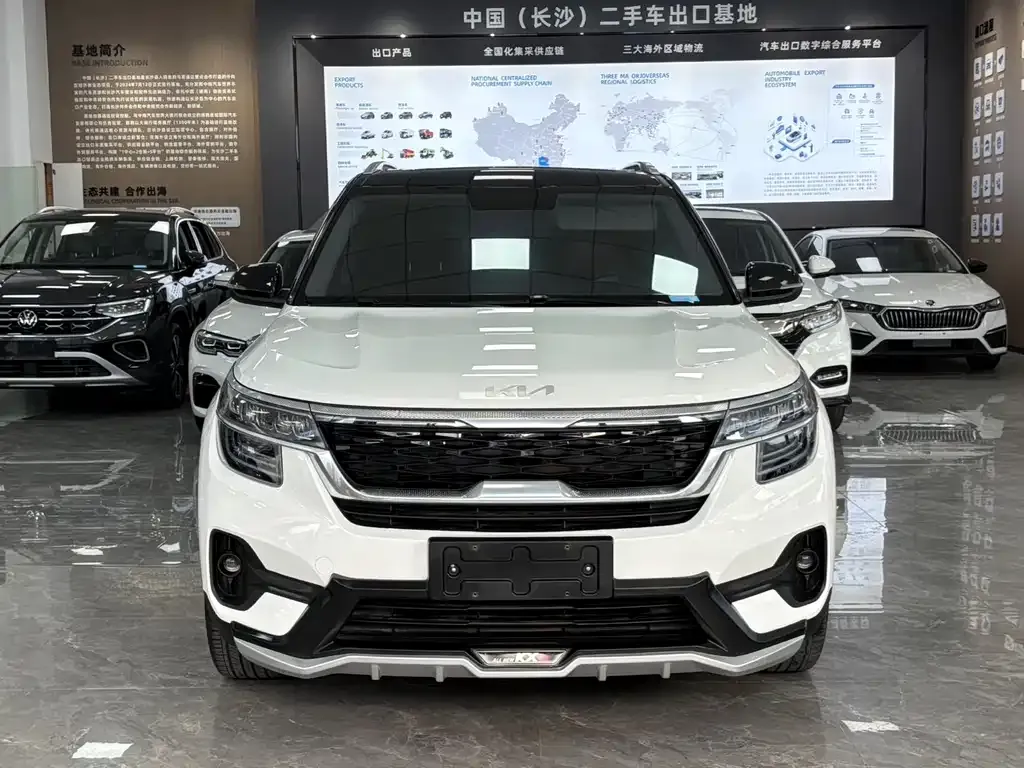Kia KX3 2022 из CN, фото 2