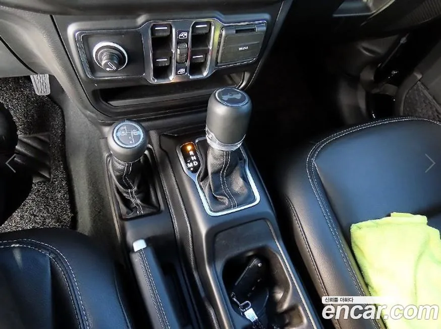 Jeep Wrangler 2022 из KR, фото 10