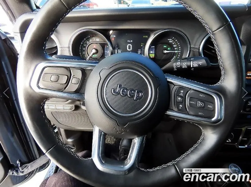 Jeep Wrangler 2022 из KR, фото 8