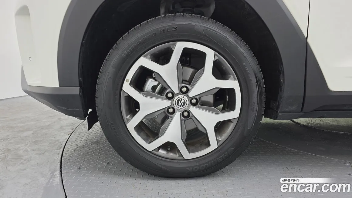 KG Mobility (Ssangyong) Torres — фото 3