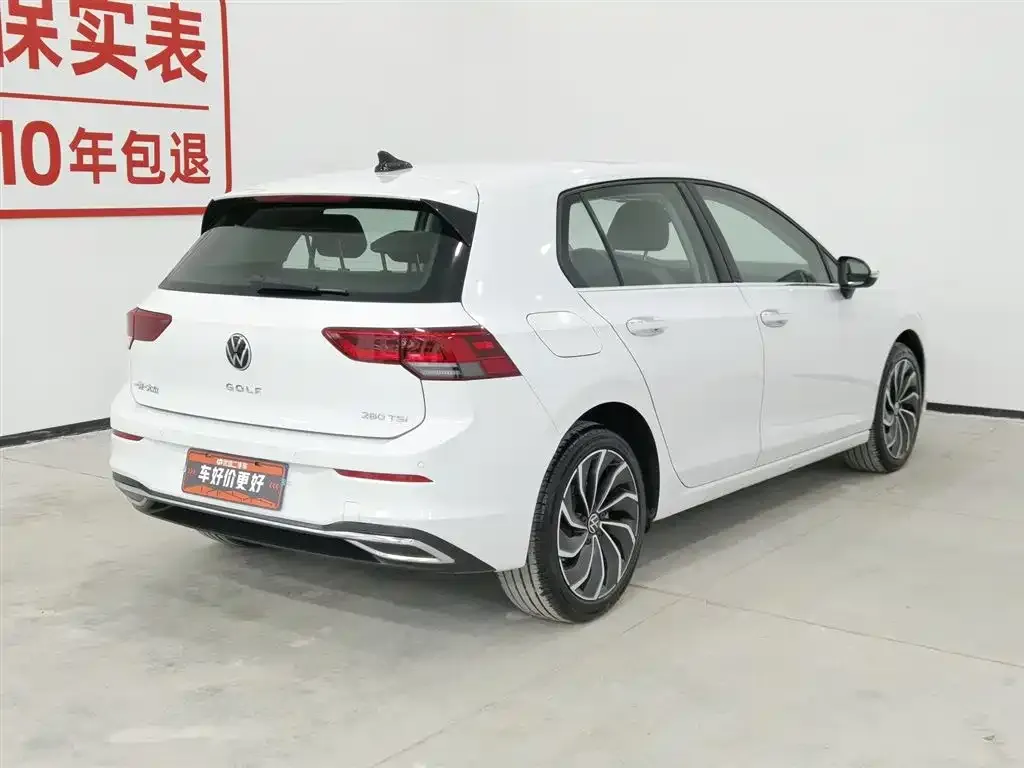 Volkswagen Golf 2021 из CN, фото 2