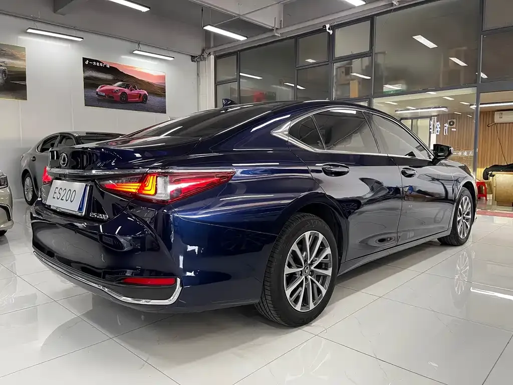 Lexus ES 2022 из CN, фото 9
