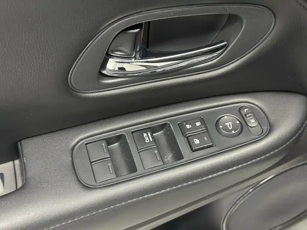 Honda Vezel 2022 из CN, фото 5