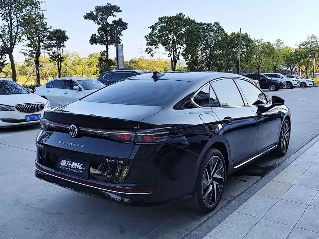 Volkswagen Magotan 2025 из CN, фото 4