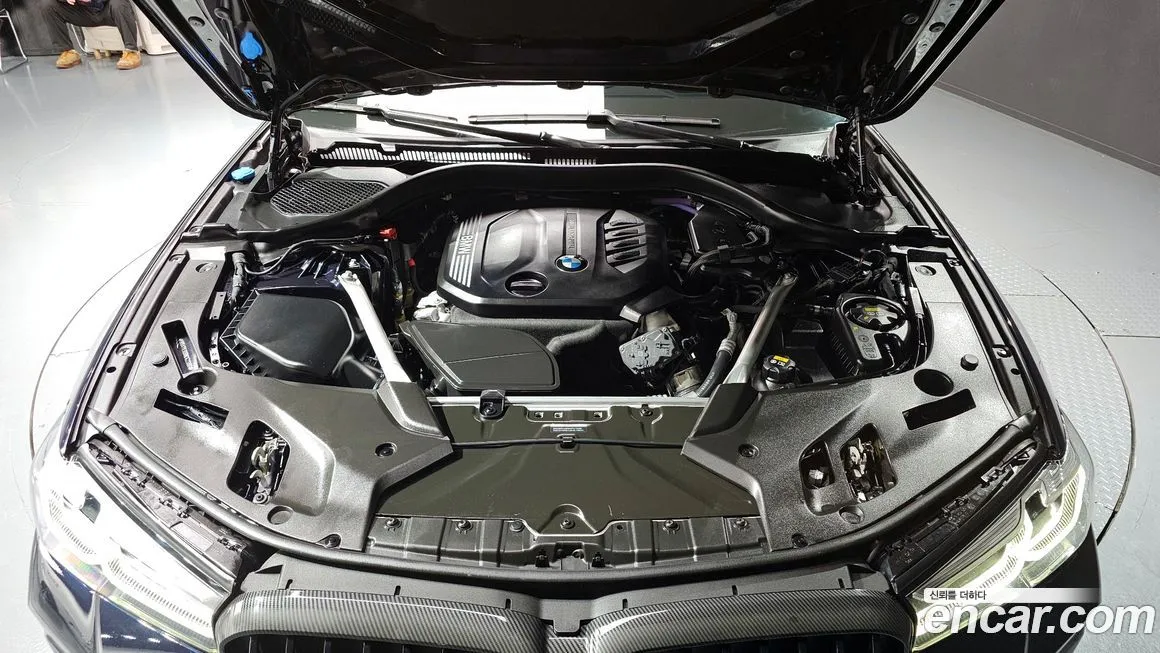 BMW 5-Series 2022 из KR, фото 8