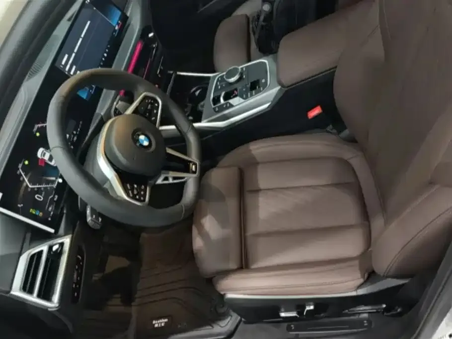 BMW 3 Series 2025 из CN, фото 9