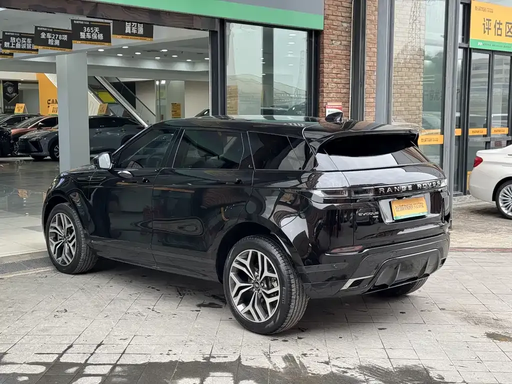 Land Rover Evoque — фото 10