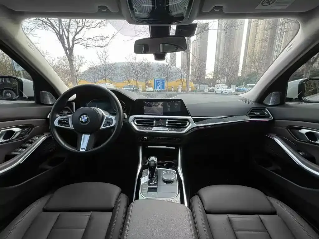 BMW 3 Series 2021 из CN, фото 6