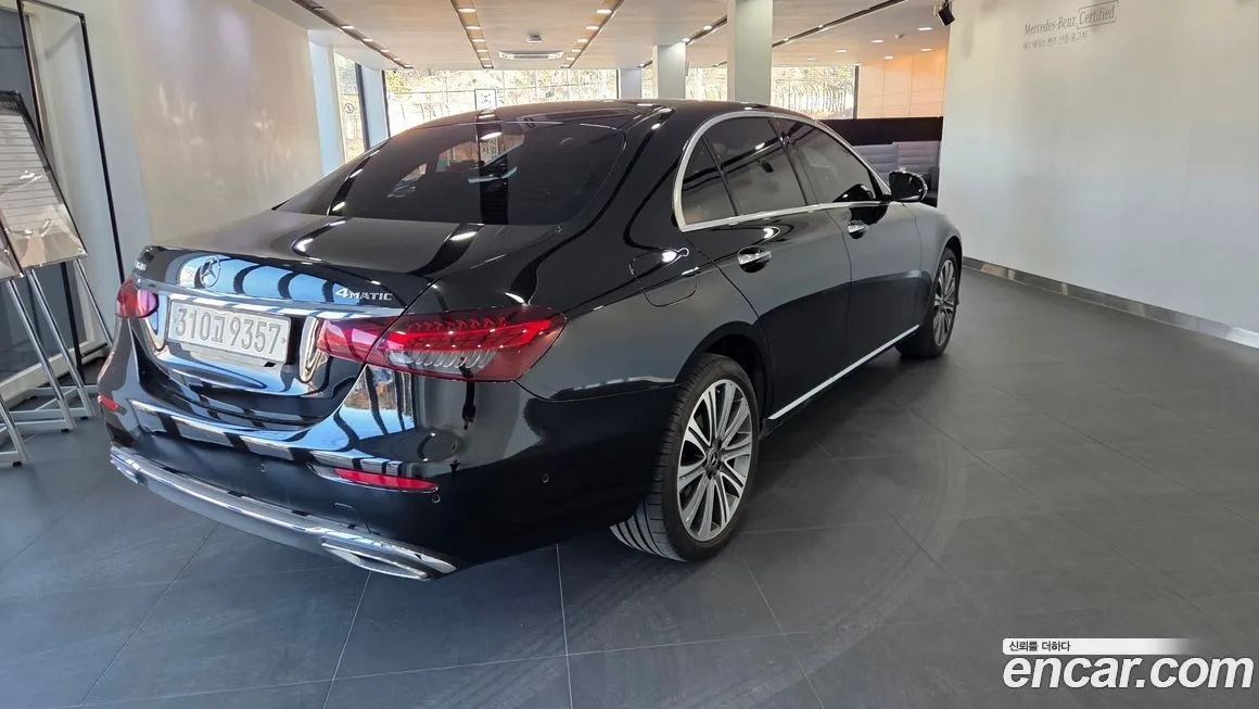 Mercedes-Benz E-Class 2023 из KR, фото 2