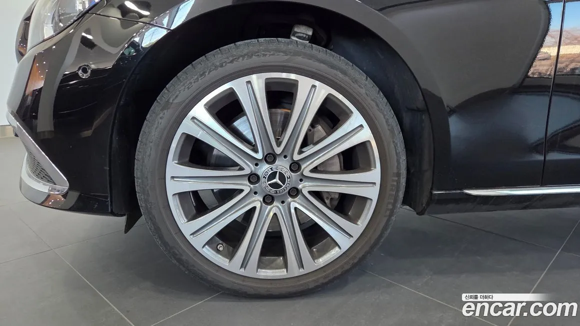 Mercedes-Benz E-Class 2023 из KR, фото 5